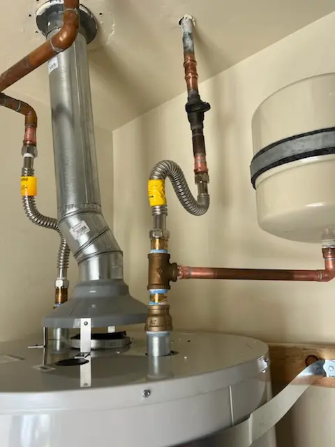 Water heater installation and plumbing repair in Saxton